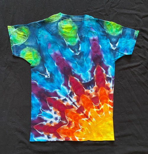 Boy's T-shirt Medium, Size 10-12